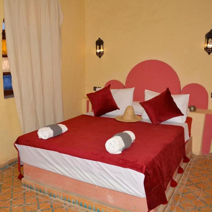 double bed red